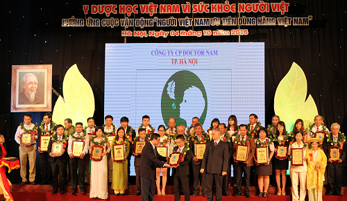 Lương y Đông nhận giải thưởng Lê Hữu Trác với bài thuốc gia truyền trị tận gốc viêm xoang